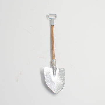 1:12 Scale Shovel - Mini Materials