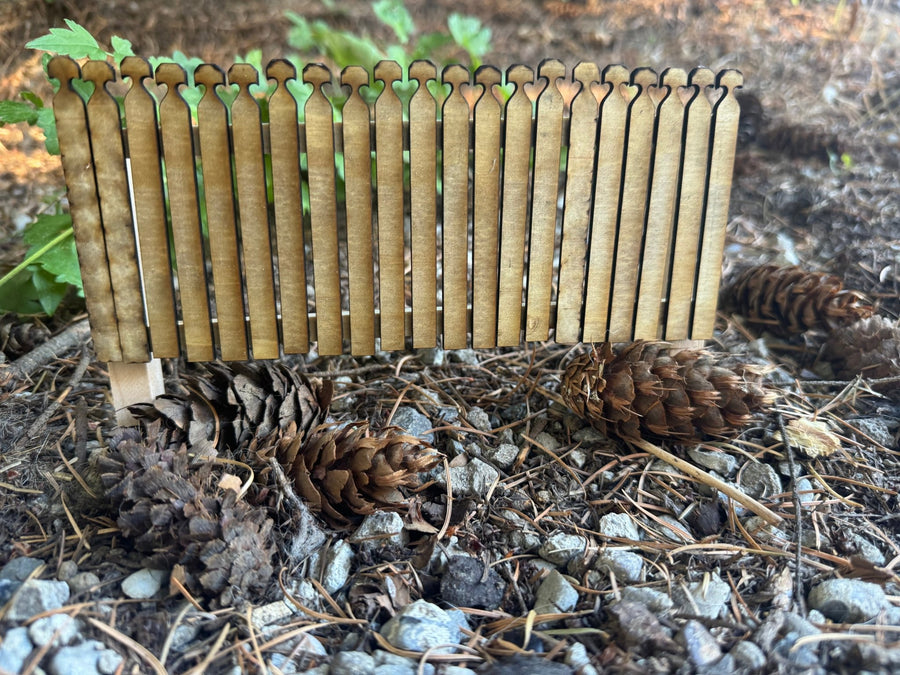 1:12 Scale Heart Fence Picket (25 pickets) - Mini Materials