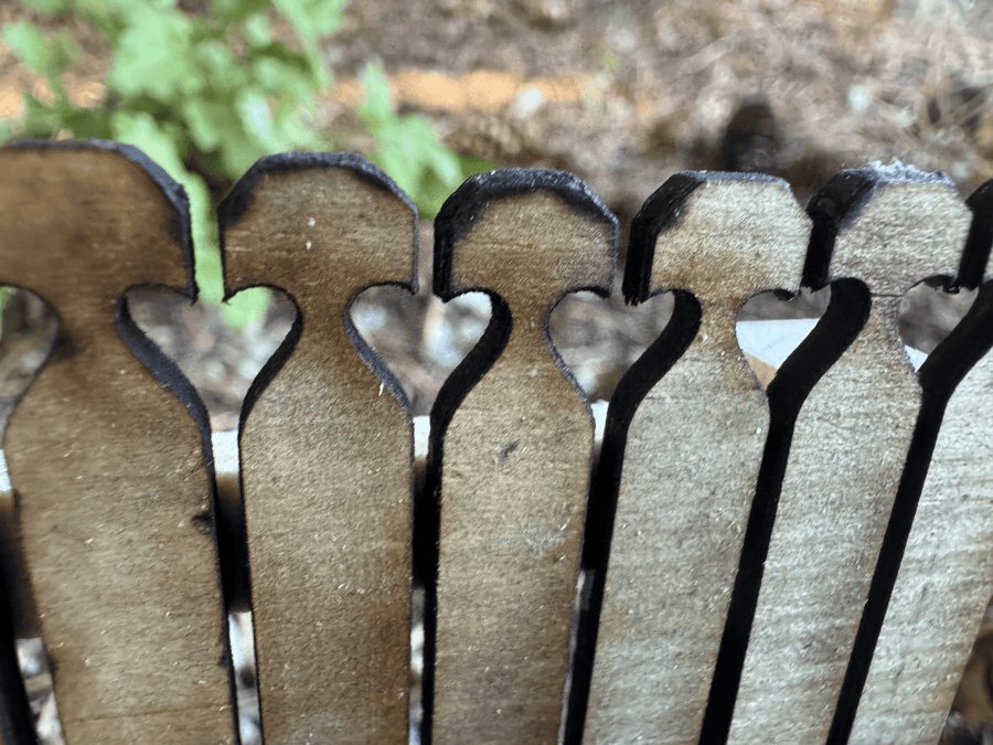 1:12 Scale Heart Fence Picket (25 pickets) - Mini Materials