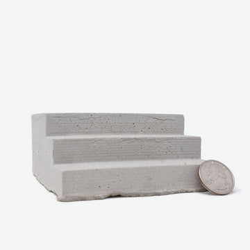 SCRATCH 'N DENT - 1:12 Scale Mini Concrete Steps - Mini Materials