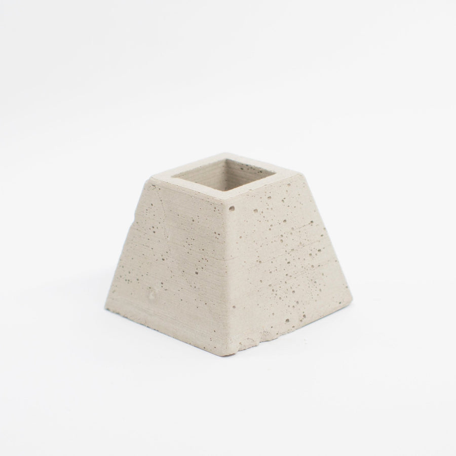 1:12 Scale Concrete Deck Block (4 pack) - Mini Materials