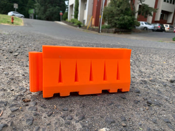 1:12 Scale Interlocking Orange Barricade (1pk) - Mini Materials