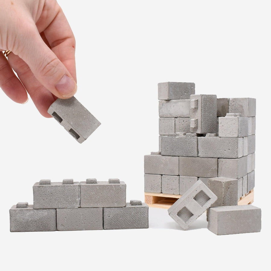 1:12 Scale Mini Construct-A-Block Concrete Blocks on Pallet (50pk) - Mini Materials