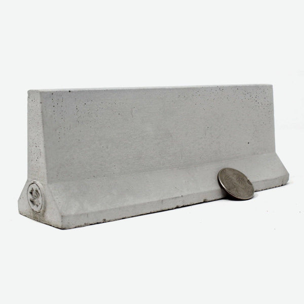 【Sup】Mini Materials Scale Jersey Barrier 1:12 Scale Mini Jersey Barrier (1pk) – Mini Materials