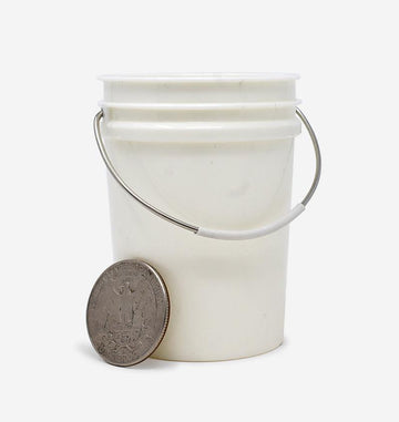 1:6 Scale Mini 5 Gallon Bucket - Mini Materials