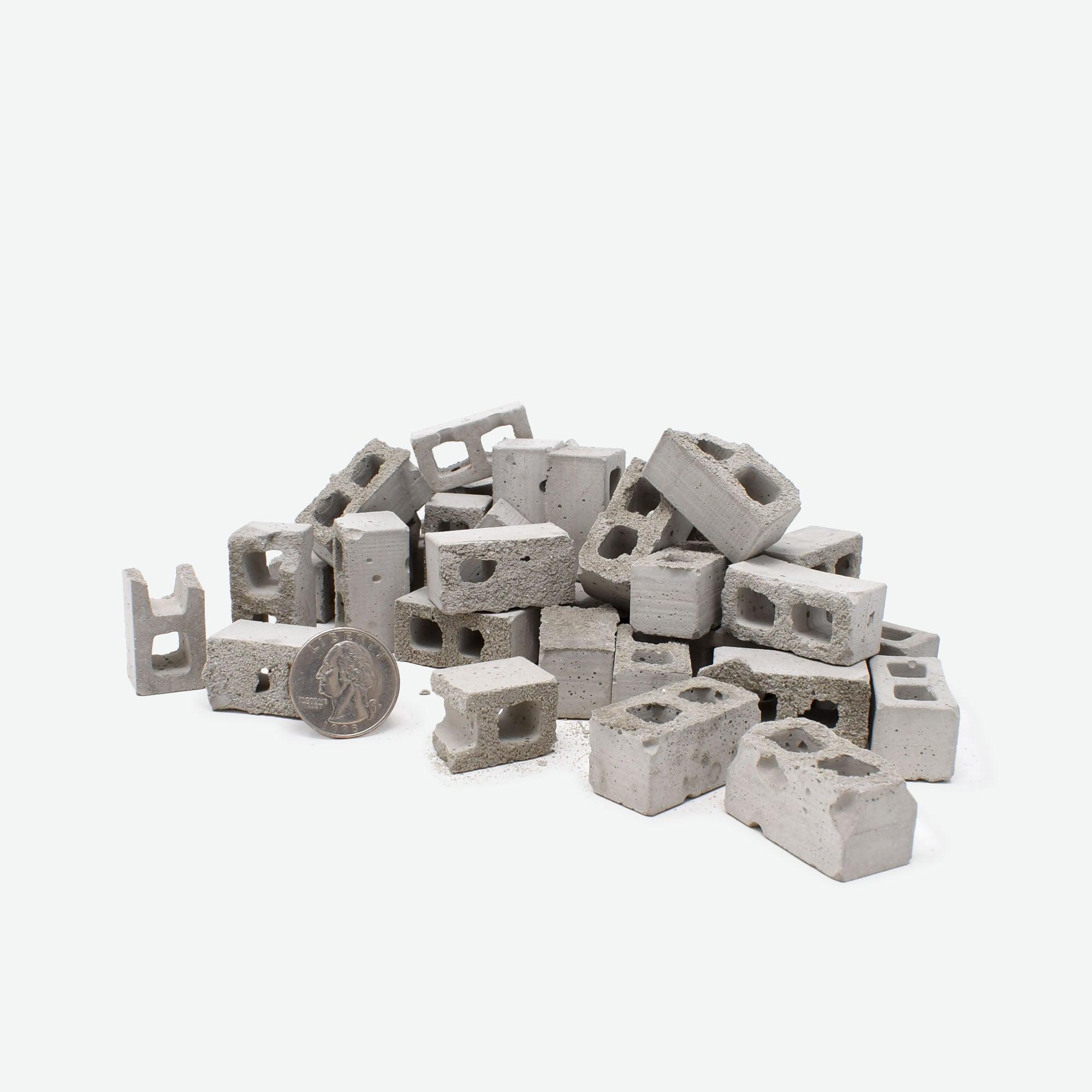 SCRATCH 'N DENT - 1:12 Scale Mini Cinder Blocks (1 lb) – Mini Materials